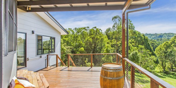 Treby Build - Wattlebird deck2