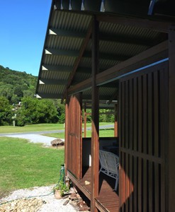 Treby Build - Creek ecohouse